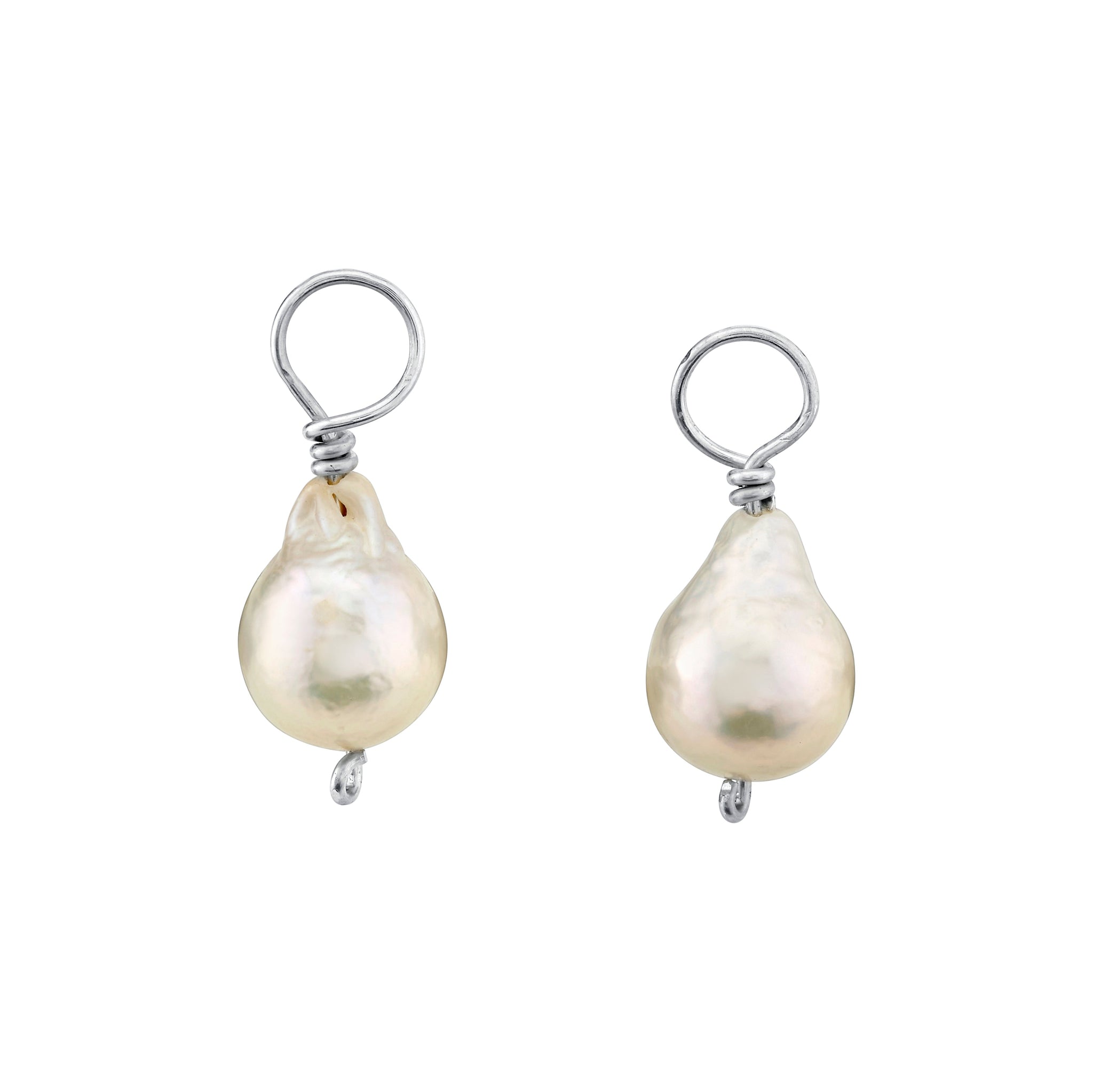 🎁 Baroque Pearl Charm (50% off)